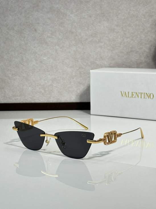 Picture of Valentino Sunglasses _SKUfw75840962fw